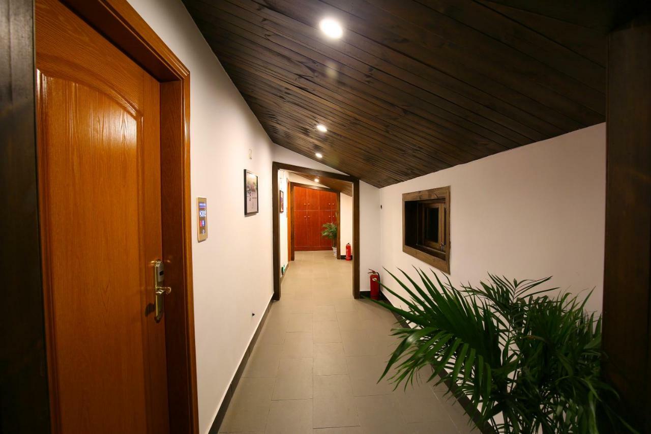 Fenghuang Slowly Time Inn Екстериор снимка
