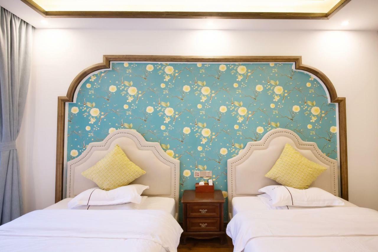 Fenghuang Slowly Time Inn Екстериор снимка