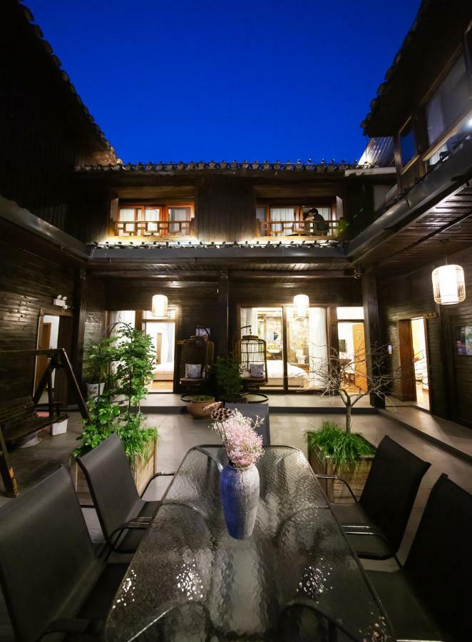 Fenghuang Slowly Time Inn Екстериор снимка